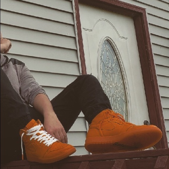 Profile Picture of Colin Beck (@grimkicks23) on Poshmark