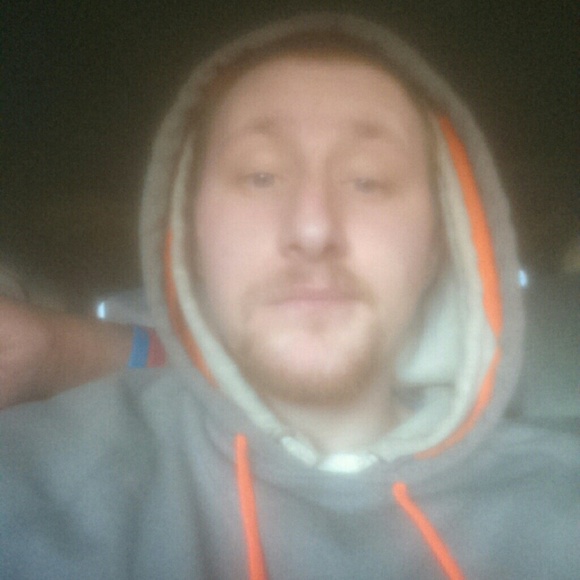 Profile Picture of Justin Vollmer (@vollmerj) on Poshmark