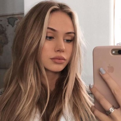 Profile Picture of Cassandra Lamar (@cassandra_lamar) on Twitter