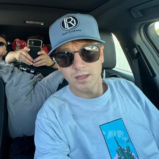 zackadkins - Instagram Profile Picture of zackadkins (@zackadkins) on Instagram