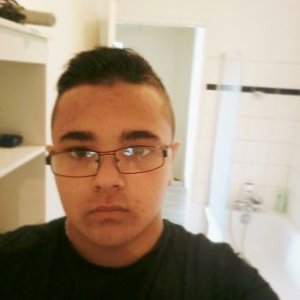 Profile Picture of Tom Laferriere (@cobradu33) on Twitter