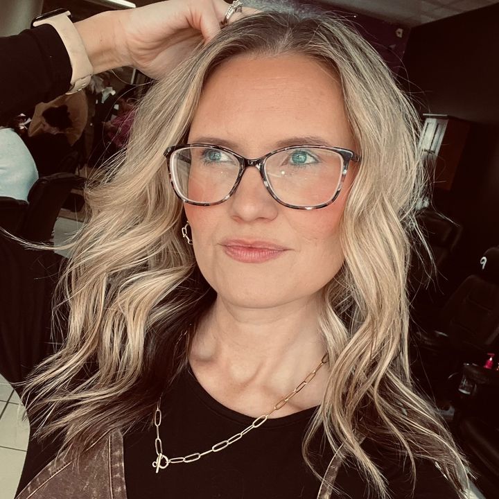 Profile Picture of   My real husband Brad... (@chelseadowns2) on Tiktok