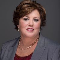 Profile Picture of Beth Endrizzi (@endc21) on Pinterest