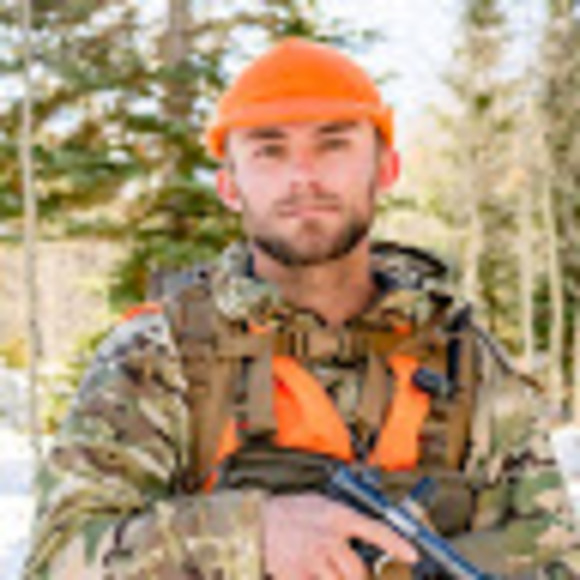 Profile Picture of Casey Gorsett (@cgorsett) on Poshmark