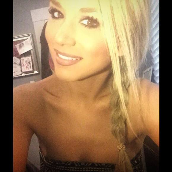 Profile Picture of Jo Rose (@ladyjorose) on Poshmark