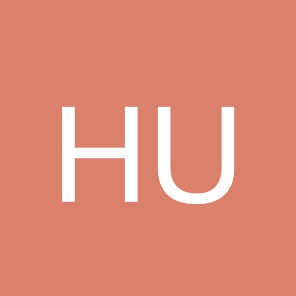 Profile Picture of Helena Uretsky (@ubll9813) on Poshmark