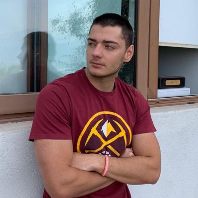 Profile Picture of Tom Zavala (@tomzavala00) on Twitter