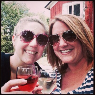 Profile Picture of Pam Barrett (@pclotildeb) on Twitter