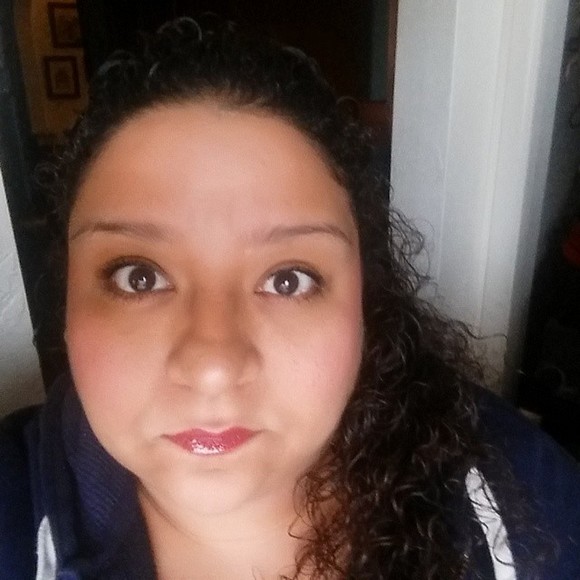 Sevey Sev - Poshmark Profile Picture of Sevey Sev (@whoyou38) on Poshmark