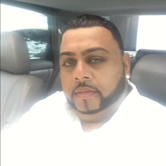 Kamal v Khan jr - Poshmark Profile Picture of Kamal v Khan jr (@ballistik) on Poshmark
