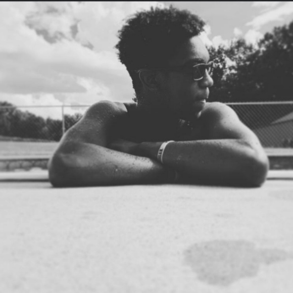 Profile Picture of Isaiah Roberson (@zaiparker12) on Poshmark