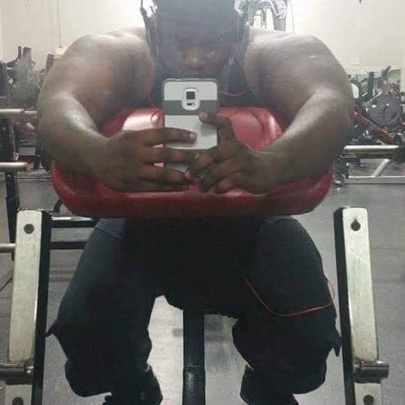 Profile Picture of Burnell Arrington-bey (@burnell23220) on Poshmark