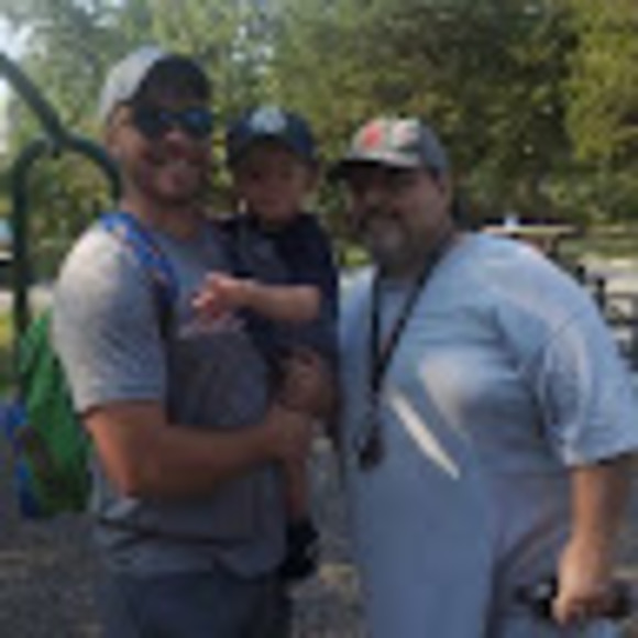 Profile Picture of Raymond Rawlston (@rawlstonraymond) on Poshmark