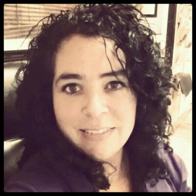 Profile Picture of Desiree Silva (@dragongirl2772) on Twitter