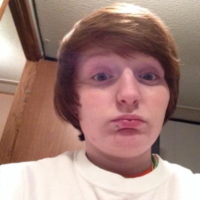 Profile Picture of Devyn Lee (@lee_256) on Twitter