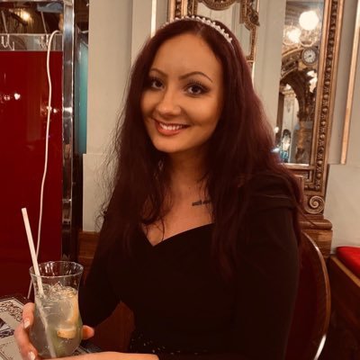 Profile Picture of Julia Mc Loughlin (@McLJulia) on Twitter