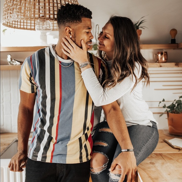 Profile Picture of Bailee Thomas (@baileemthomas) on Poshmark