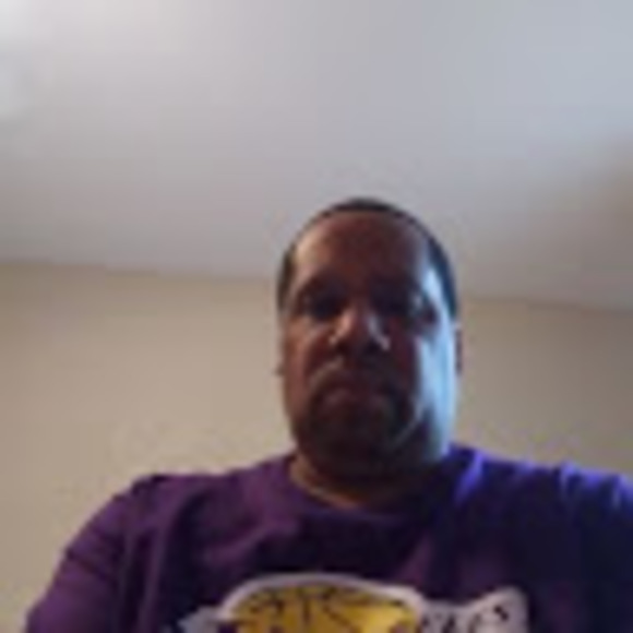 Profile Picture of Darin Gray (@quietly111) on Poshmark