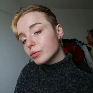 Profile Picture of   Colis reçu de ma chérie. ❤️... (@missy_de_montigny0) on Tiktok