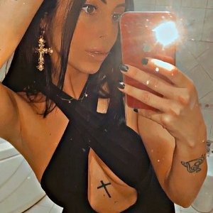 Profile Picture of Tom Sheffer (@Cheri_30113) on Twitter