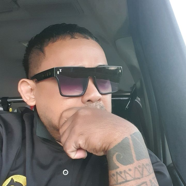 Profile Picture of Jeffery Aw (@gile_gilera) on Tiktok