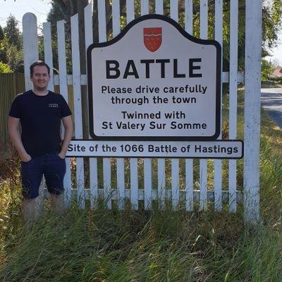 Profile Picture of Chris Battle (@mrbattle_maths) on Twitter