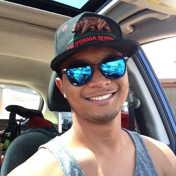 Profile Picture of Rithy Orloff-falk (@rithyof) on Poshmark