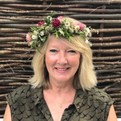 Profile Picture of Louise Midgley (@LouiseMidgley) on Twitter