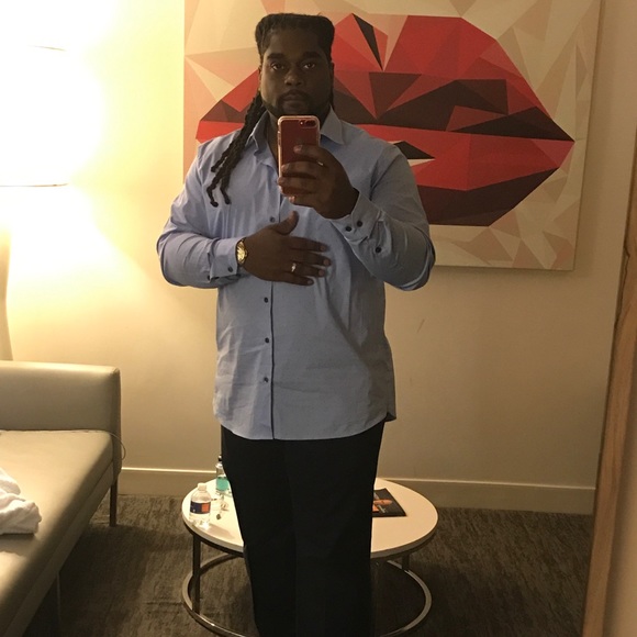 Profile Picture of Brandon Hammond (@bhamm2784) on Poshmark