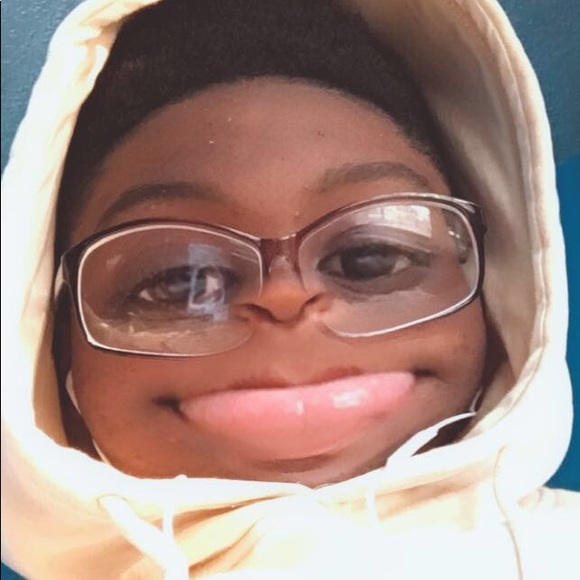 Profile Picture of Josiah Coxall (@siah_designs15) on Poshmark