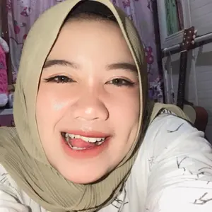 Profile Picture of Dini Merlin (@dimerlin_) on Tiktok