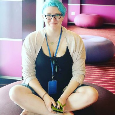 Profile Picture of Sarah Rasch (@sarah_r2213) on Twitter