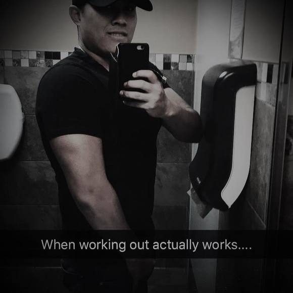 Profile Picture of Osiel Lopez (@osiellopezjr21) on Poshmark