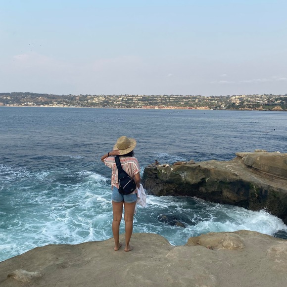 Profile Picture of Audrey Hedges (@audreyhedges) on Poshmark