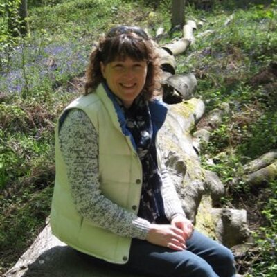 Profile Picture of Pam Brooker (@pambr00ker) on Twitter