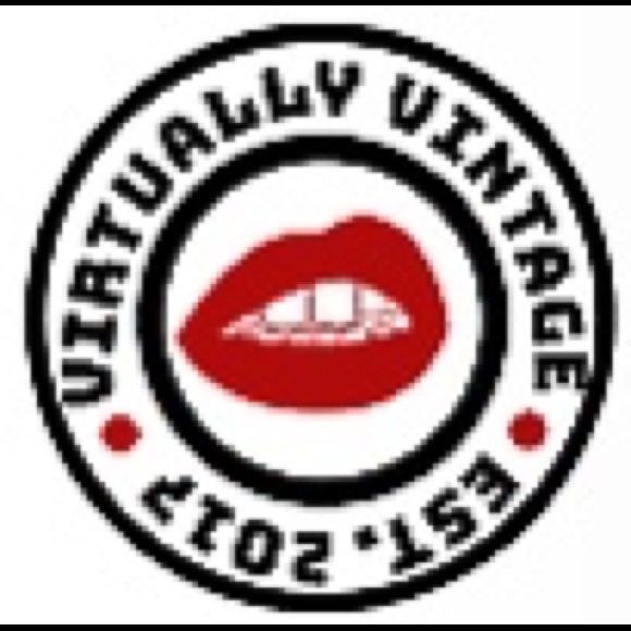 Profile Picture of Kimberly Post (@virtual_vtg) on Poshmark