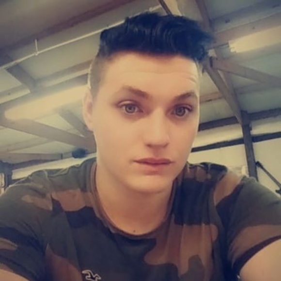 Profile Picture of Kevin Smart (@kevinsmart303) on Poshmark