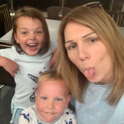 Profile Picture of Lisa Squires (@LisaSquires17) on Twitter