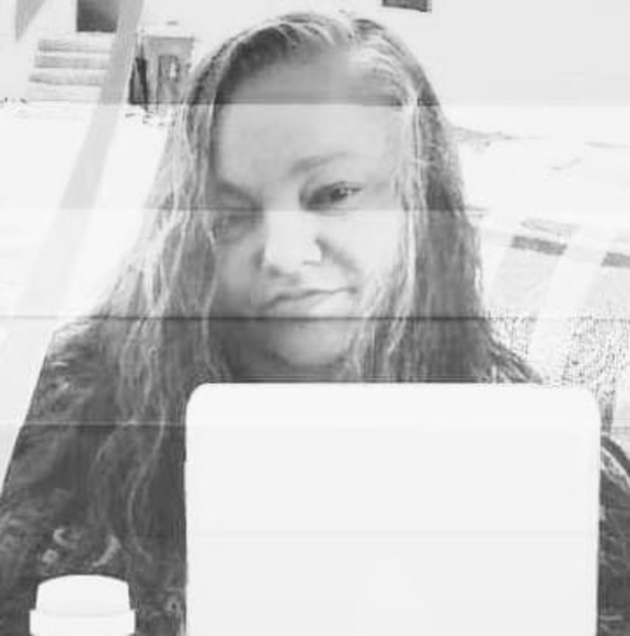 Score Beauparlant - Poshmark Profile Picture of Score Beauparlant (@bobbieslove88) on Poshmark