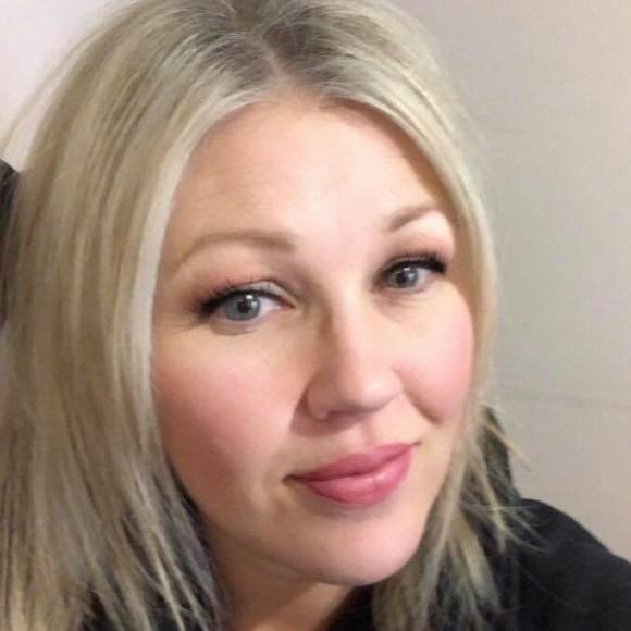 Profile Picture of Kristine Brigger (@kristineb1819) on Poshmark