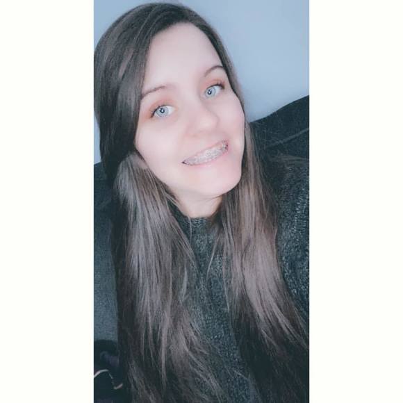 Profile Picture of Hailey Thornton (@haileythornt822) on Poshmark