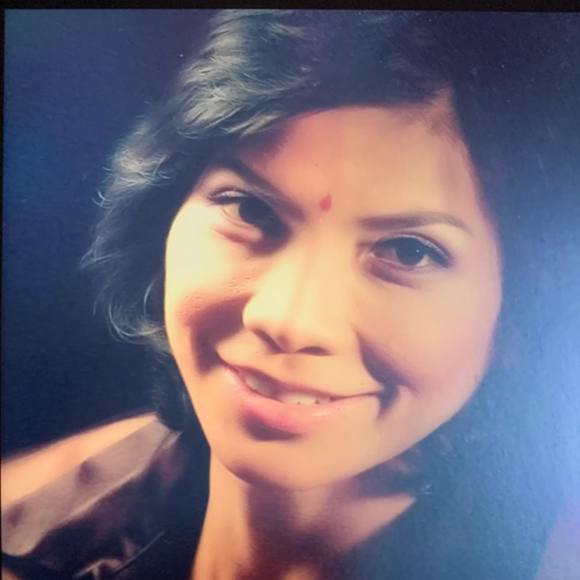 Profile Picture of Lynh Nguyen (@songlinh0572) on Poshmark