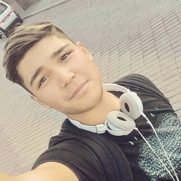 Profile Picture of Ramin Ahmadi (@ramin_ahmadi) on Poshmark