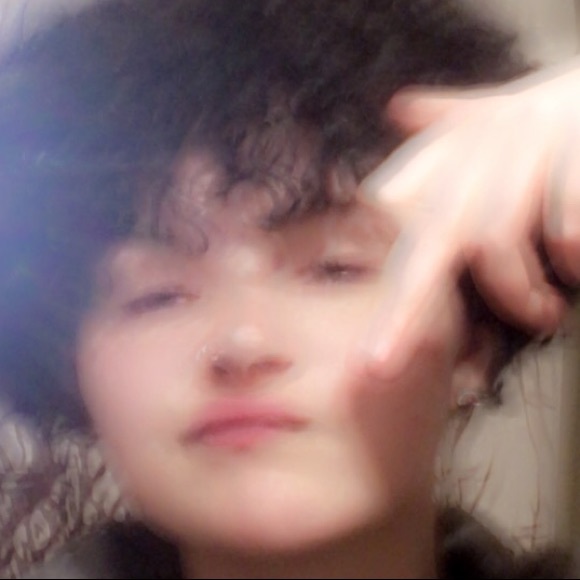 Profile Picture of Chris Dallaire-chretien (@chrisdallaire21) on Poshmark