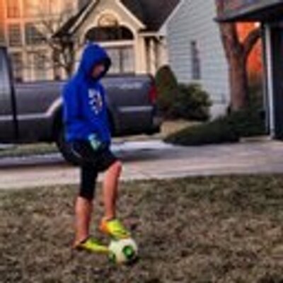 Profile Picture of Luke Archibald (@superpie6) on Twitter