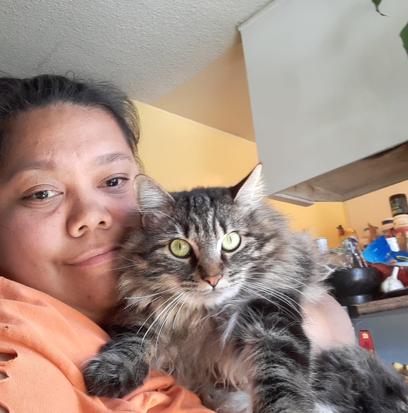 Profile Picture of Daniela Chinchilla (@daniela87109) on Poshmark