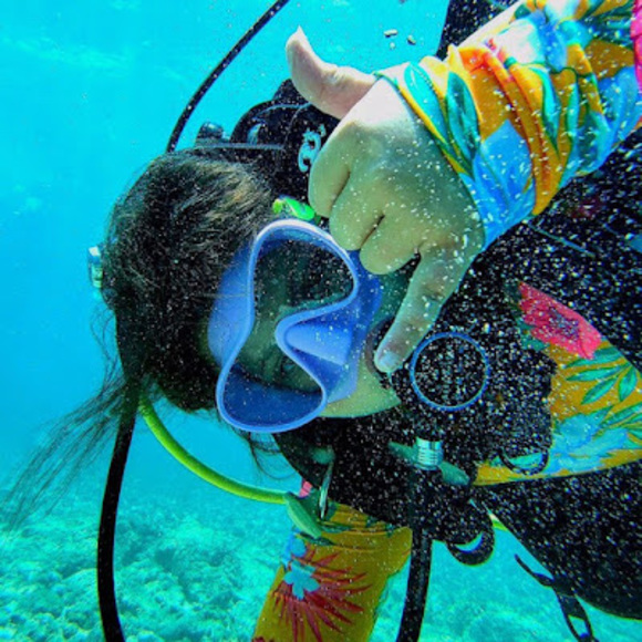 Profile Picture of Chloe Suarez (@galaxymonkey83) on Poshmark