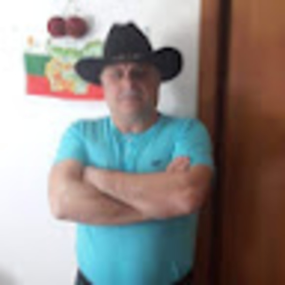 Profile Picture of Ivan Mitev (@batevanko) on Poshmark