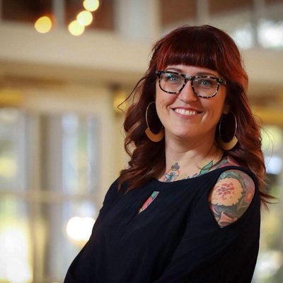 Profile Picture of Renee Heller (@ReneeHeller37) on Twitter