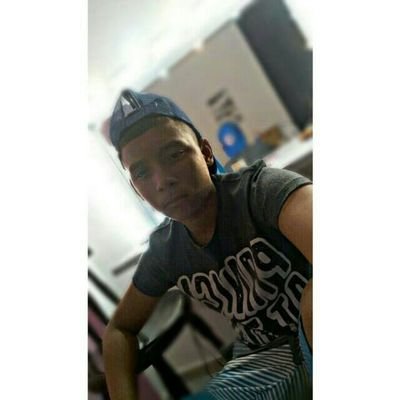 Profile Picture of Sebastian Alzate (@Sebasti40820452) on Twitter